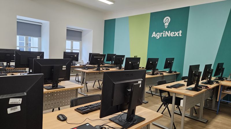 TURN YOUR IDEA INTO REALITY – WITH THE SUPPORT OF OUR BUSINESS INCUBATOR!